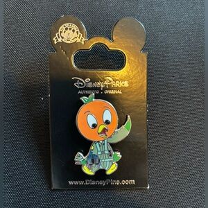 Disney Orange Bird Aviator Pin 2008